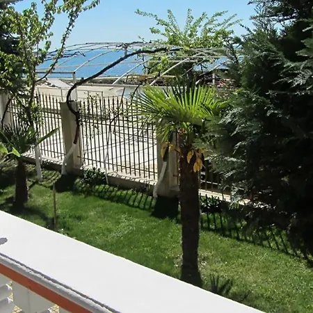 Тихият Залив Guest house *